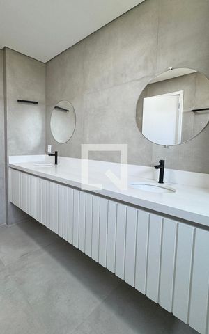 Apartamento à venda com 87m², 2 quartos e 2 vagasBanheiro da Suíte 1
