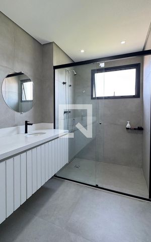 Apartamento à venda com 87m², 2 quartos e 2 vagasBanheiro da Suíte 1