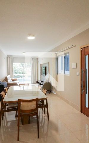 Casa para alugar com 300m², 3 quartos e 2 vagas Casa para alugar com 300m², 3 quartos e 2 vagasSala
