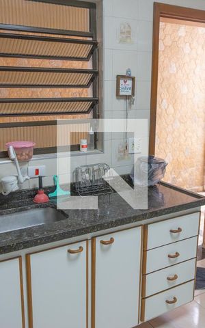 Casa à venda com 150m², 3 quartos e 3 vagasCozinha 