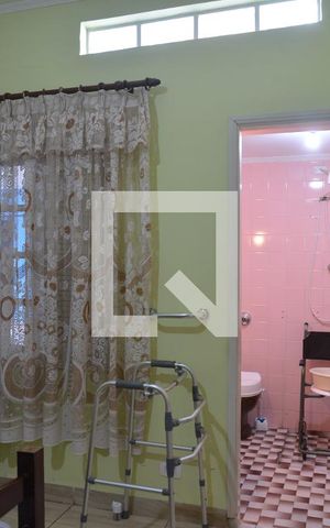 Casa à venda com 200m², 4 quartos e 4 vagasEdicula