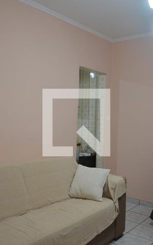 Casa à venda com 200m², 4 quartos e 4 vagasSala