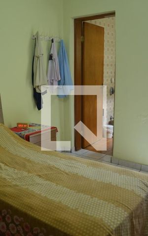 Casa à venda com 200m², 4 quartos e 4 vagasQuarto 1
