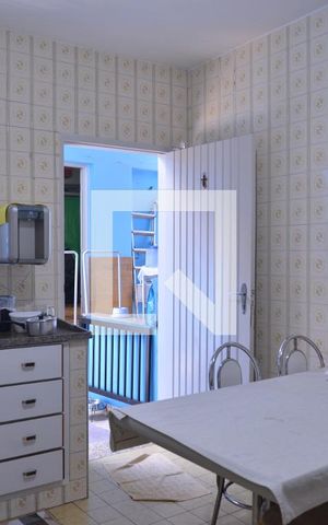 Casa à venda com 200m², 4 quartos e 4 vagasCozinha