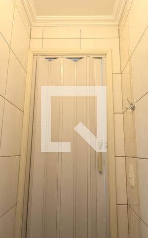 Casa à venda com 250m², 3 quartos e 4 vagasBanheiro de serviço