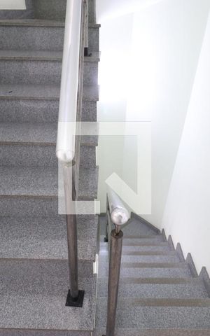 Casa à venda com 250m², 3 quartos e 4 vagasEscada