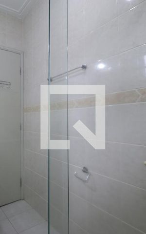 Casa à venda com 250m², 3 quartos e 4 vagasBanheiro da Suíte 2