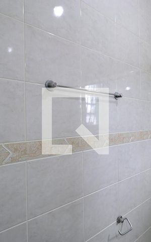 Casa à venda com 250m², 3 quartos e 4 vagasBanheiro da Suíte 2