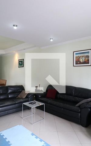 Casa à venda com 250m², 3 quartos e 4 vagasSala