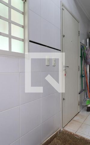 Casa à venda com 250m², 3 quartos e 4 vagasÁrea de Serviço