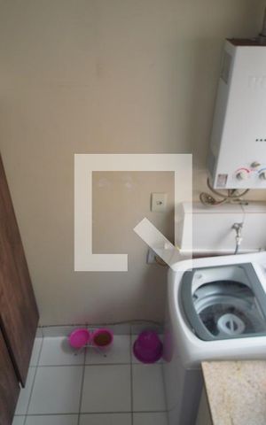 Apartamento à venda com 70m², 3 quartos e 1 vagaÁrea de Serviço
