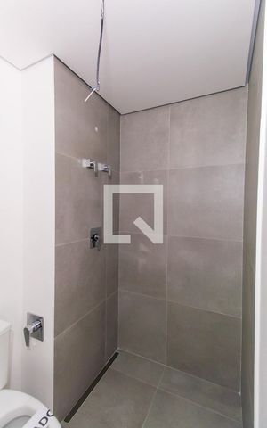 Studio à venda com 25m², 1 quarto e sem vaga Studio à venda com 25m², 1 quarto e sem vagaBanheiro
