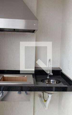 Apartamento à venda com 82m², 2 quartos e 2 vagas Apartamento à venda com 82m², 2 quartos e 2 vagasSacada
