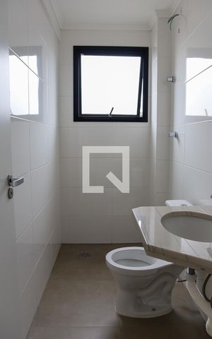 Apartamento à venda com 82m², 2 quartos e 2 vagas Apartamento à venda com 82m², 2 quartos e 2 vagasBanheiro