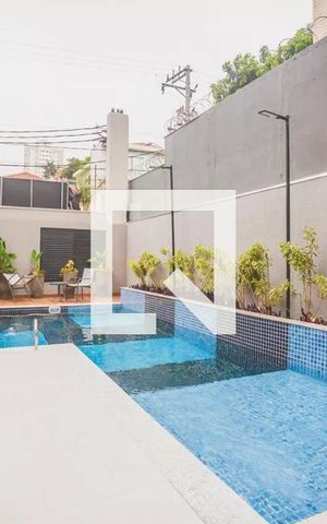 Apartamento para alugar com 30m², 1 quarto e sem vaga Apartamento para alugar com 30m², 1 quarto e sem vagaÁrea comum - Piscina