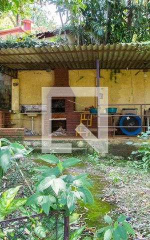 Casa à venda com 180m², 3 quartos e 1 vaga Casa à venda com 180m², 3 quartos e 1 vagaÁrea externa