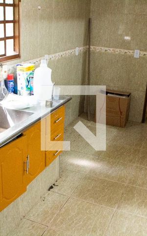 Casa à venda com 180m², 3 quartos e 1 vaga Casa à venda com 180m², 3 quartos e 1 vagaCozinha