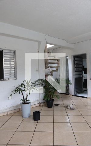 Casa para alugar com 200m², 4 quartos e 1 vagaGaragem