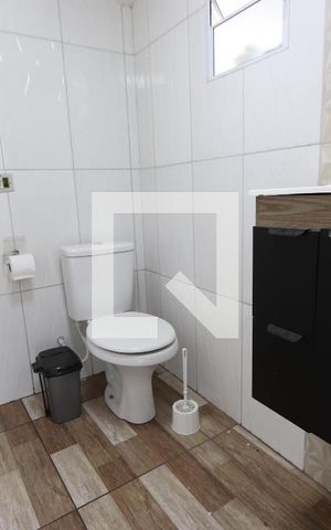 Casa para alugar com 200m², 4 quartos e 1 vagaBanheiro do Salão