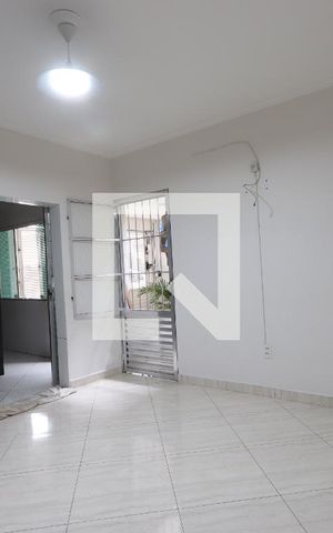 Casa para alugar com 200m², 4 quartos e 1 vagaSala