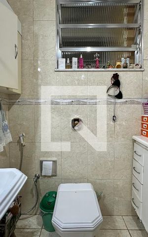 Apartamento à venda com 73m², 2 quartos e 1 vaga Apartamento à venda com 73m², 2 quartos e 1 vagaBanheiro