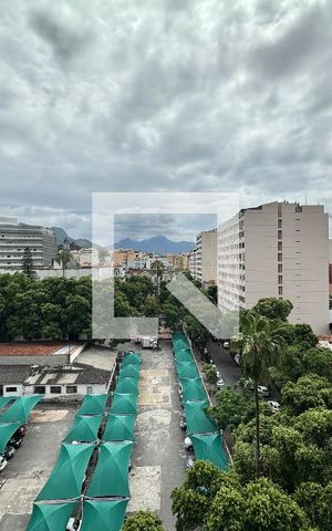 Apartamento à venda com 73m², 2 quartos e 1 vaga Apartamento à venda com 73m², 2 quartos e 1 vagaVista