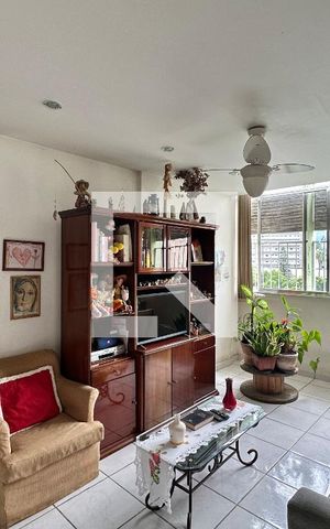 Apartamento à venda com 73m², 2 quartos e 1 vaga Apartamento à venda com 73m², 2 quartos e 1 vagaSala