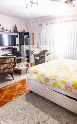 Casa à venda com 565m², 3 quartos e 6 vagasQuarto