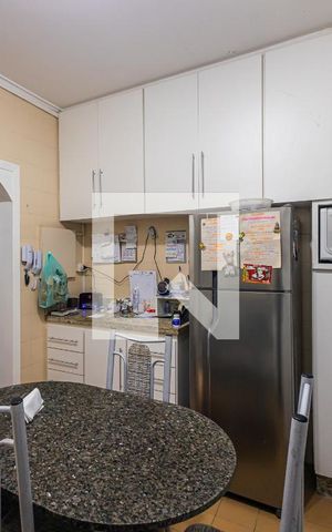 Casa à venda com 200m², 2 quartos e 1 vaga Casa à venda com 200m², 2 quartos e 1 vagaCozinha