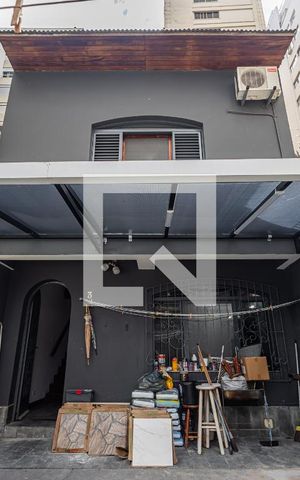 Casa à venda com 200m², 2 quartos e 1 vaga Casa à venda com 200m², 2 quartos e 1 vagaQuintal