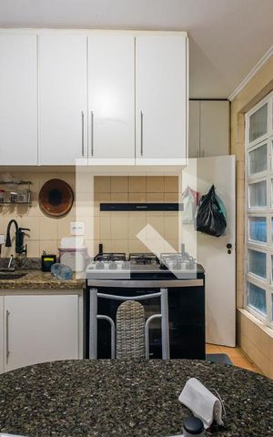 Casa à venda com 200m², 2 quartos e 1 vaga Casa à venda com 200m², 2 quartos e 1 vagaCozinha