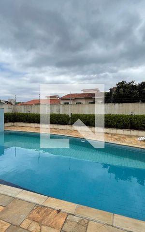 Casa de condomínio para alugar com 300m², 5 quartos e 4 vagas Casa de condomínio para alugar com 300m², 5 quartos e 4 vagasÁrea comum - Piscina
