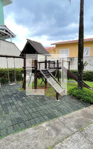 Casa de condomínio para alugar com 300m², 5 quartos e 4 vagas Casa de condomínio para alugar com 300m², 5 quartos e 4 vagasÁrea comum - Playground