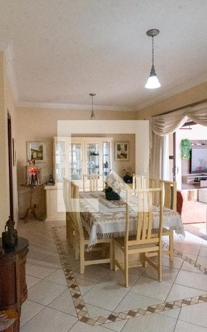 Casa à venda com 352m², 4 quartos e 4 vagasSala de Jantar