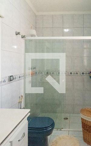 Casa à venda com 352m², 4 quartos e 4 vagasBanheiro da Suíte 3