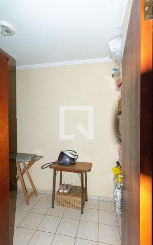 Casa à venda com 352m², 4 quartos e 4 vagasQuarto de Serviço