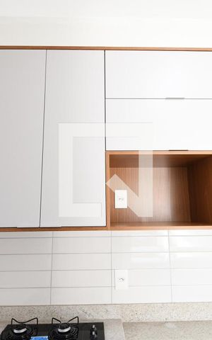Apartamento à venda com 58m², 2 quartos e 2 vagasCozinha - Armários