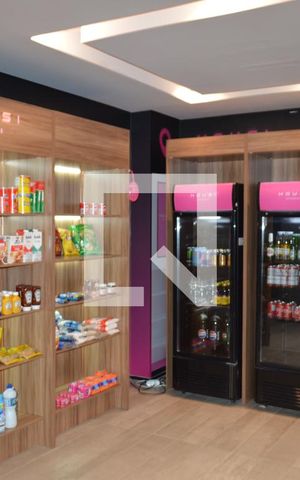 Apartamento para alugar com 47m², 2 quartos e 1 vagaMini Mercado