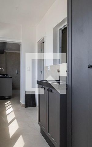Apartamento à venda com 80m², 2 quartos e 1 vaga Apartamento à venda com 80m², 2 quartos e 1 vagaÁrea de Serviço