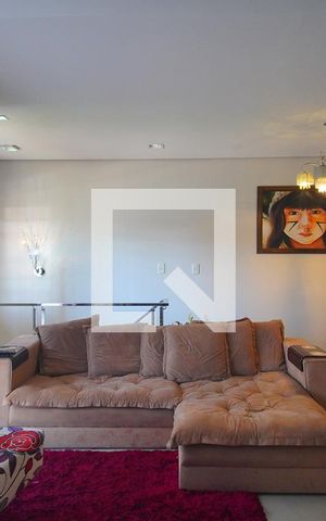 Casa à venda com 408m², 4 quartos e 3 vagasSala