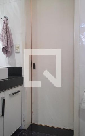 Casa à venda com 408m², 4 quartos e 3 vagasbanheiro da Suíte 4