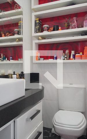 Casa à venda com 408m², 4 quartos e 3 vagasBanheiro da Suíte 3