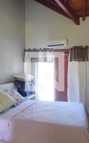 Casa à venda com 408m², 4 quartos e 3 vagasSuíte 4