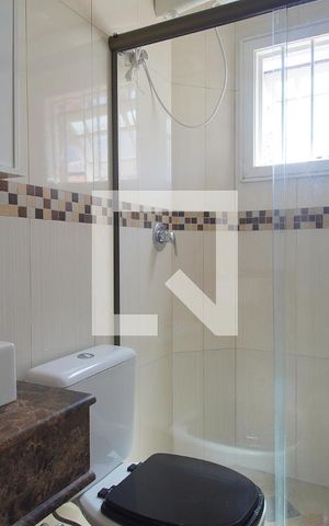 Casa à venda com 408m², 4 quartos e 3 vagasBanheiro da Suíte 1
