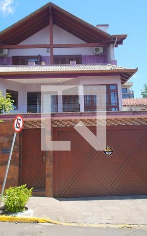 Casa à venda com 408m², 4 quartos e 3 vagasFachada