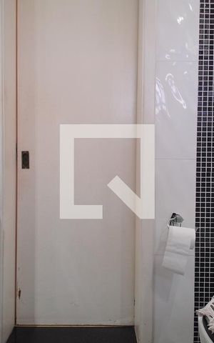 Casa à venda com 408m², 4 quartos e 3 vagasbanheiro da Suíte 4