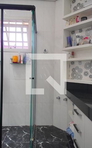 Casa à venda com 408m², 4 quartos e 3 vagasbanheiro da Suíte 4