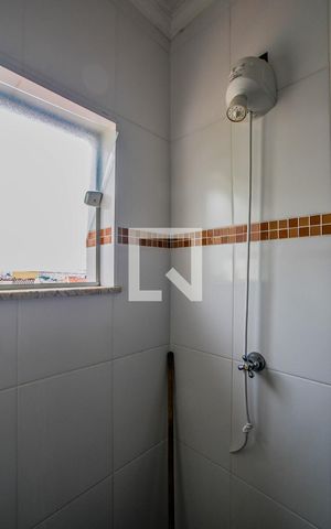 Casa à venda com 133m², 3 quartos e 2 vagas Casa à venda com 133m², 3 quartos e 2 vagasBanheiro da Suíte