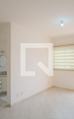 Casa de condomínio à venda com 107m², 3 quartos e 2 vagasSala