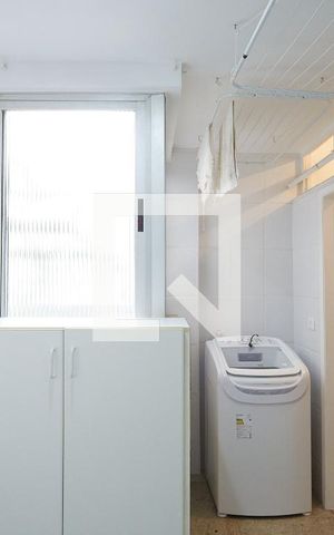 Apartamento para alugar com 238m², 3 quartos e 2 vagas Apartamento para alugar com 238m², 3 quartos e 2 vagasÁrea de Serviço